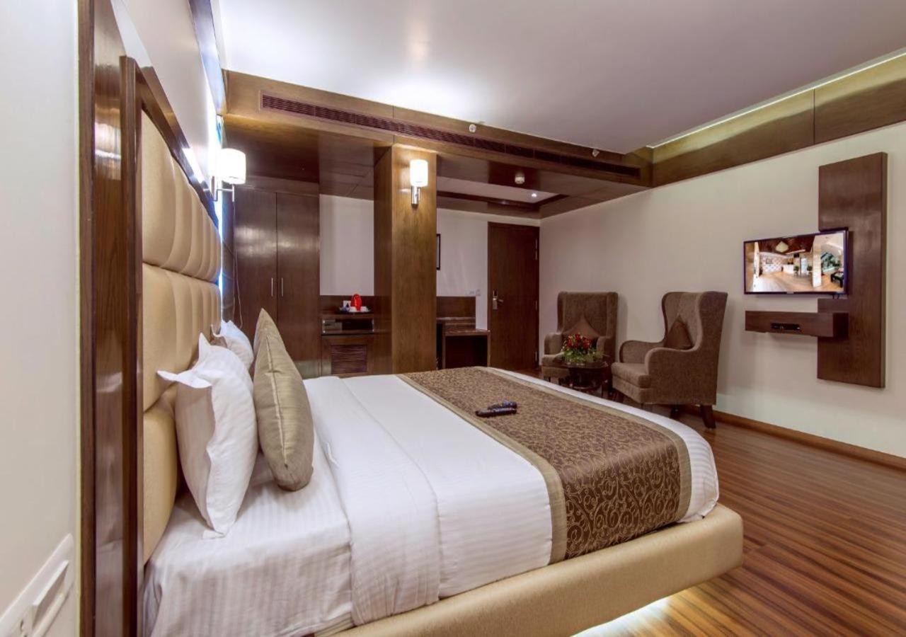 Hotel Park Regent Jaipur Ngoại thất bức ảnh